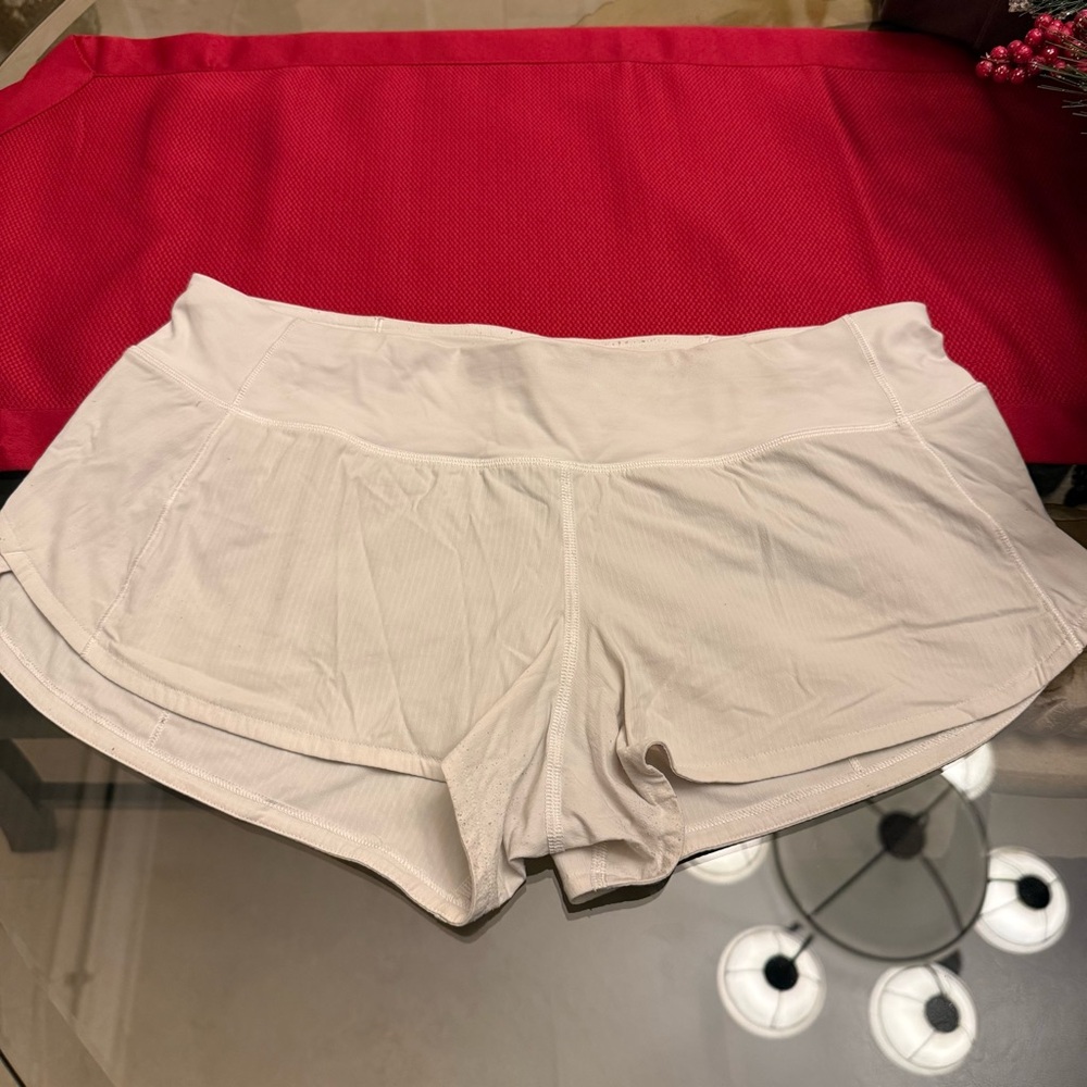 Lululemon Athletica Women's Cream Athletic Shorts